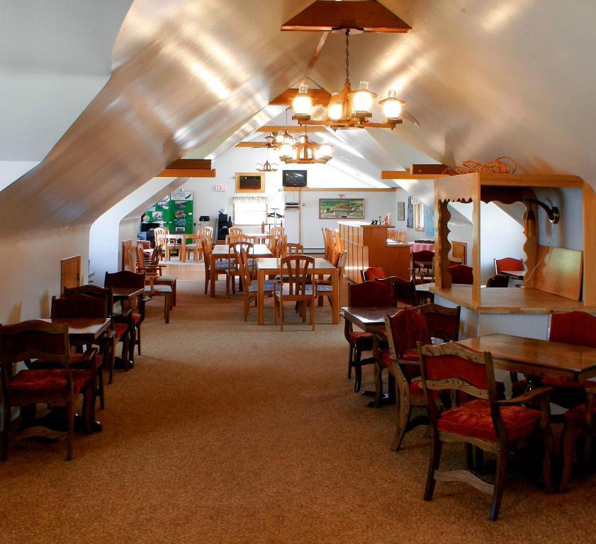 Laurie'S Inn Chéticamp 外观 照片